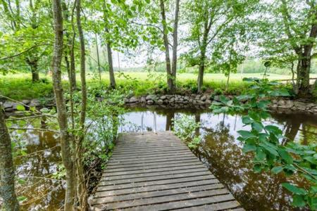 Poppelstrand Nuuksio, Pet Friendly Guest Apartment Exterior photo